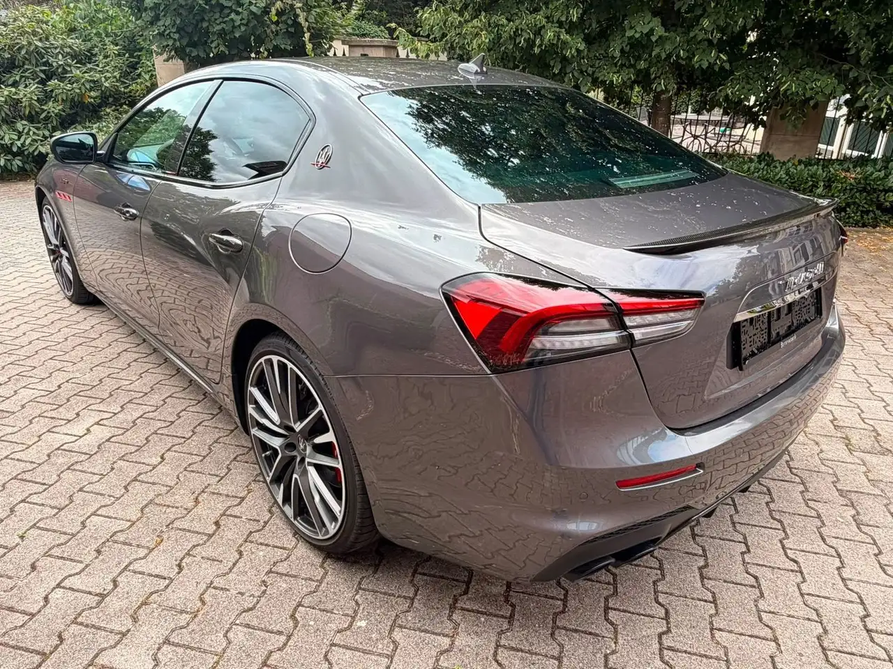 Maserati Ghibli 2021