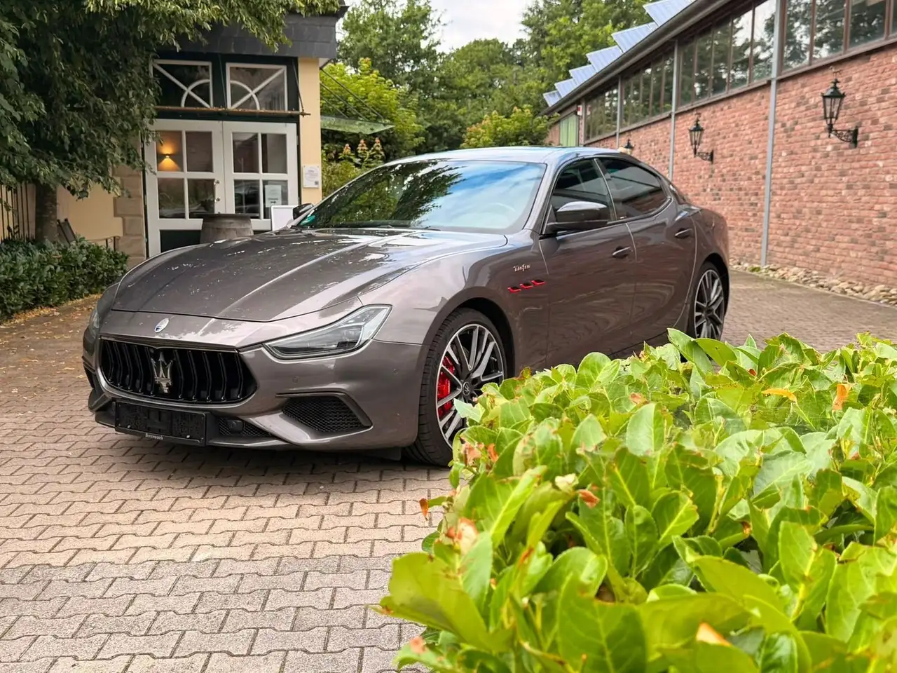 Maserati Ghibli 2021