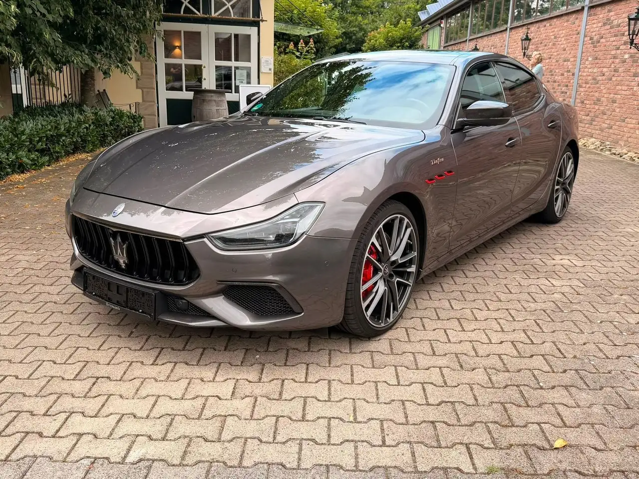 Maserati Ghibli 2021