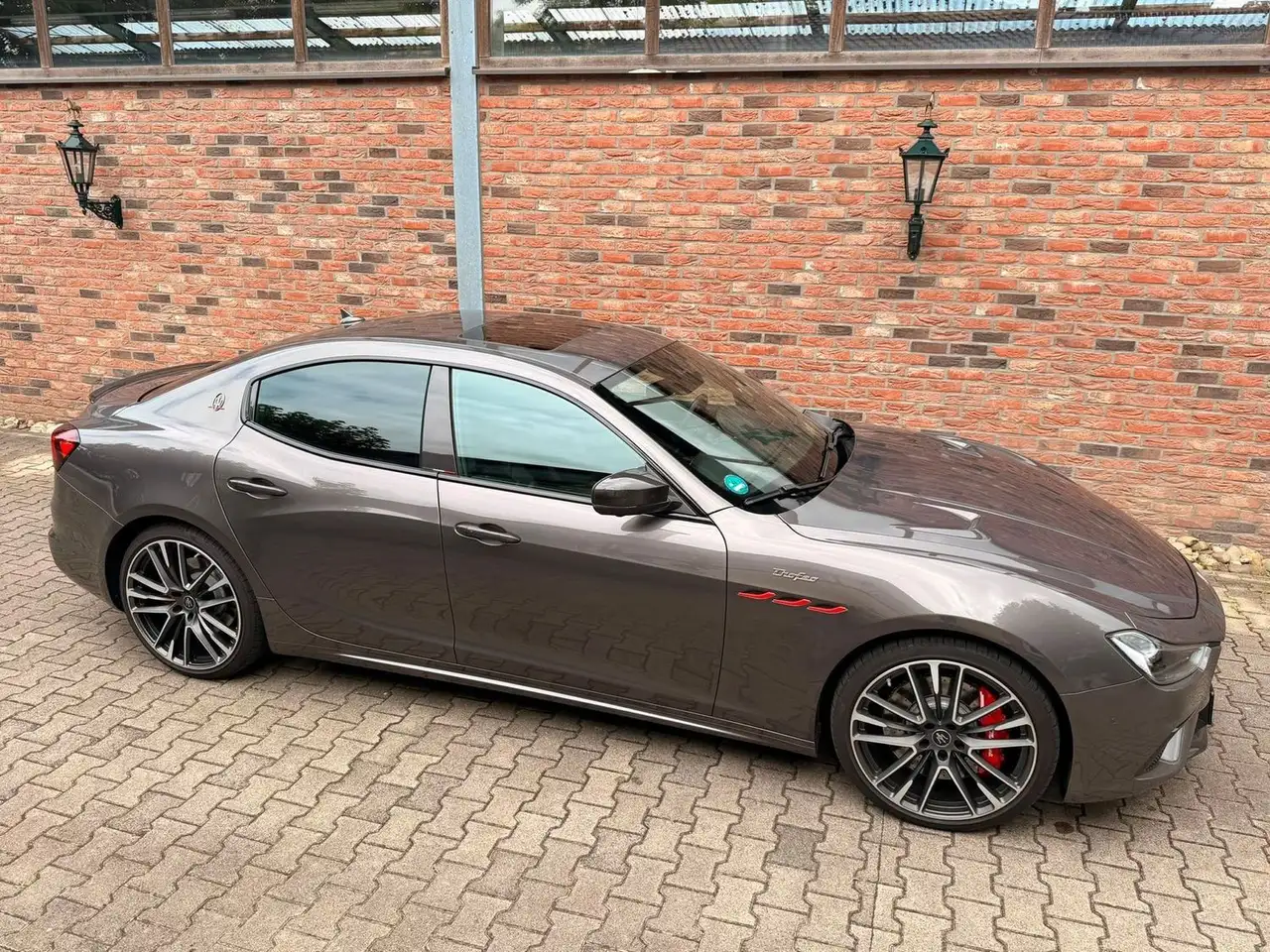 Maserati Ghibli 2021 — фото 9