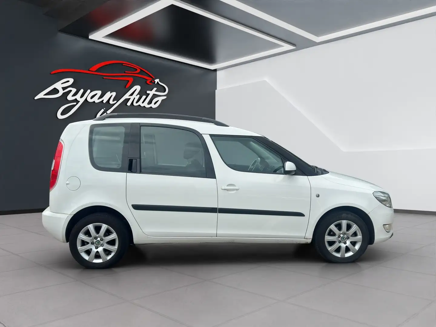 Skoda Roomster 1.2 tsi Scout 86cv - 1