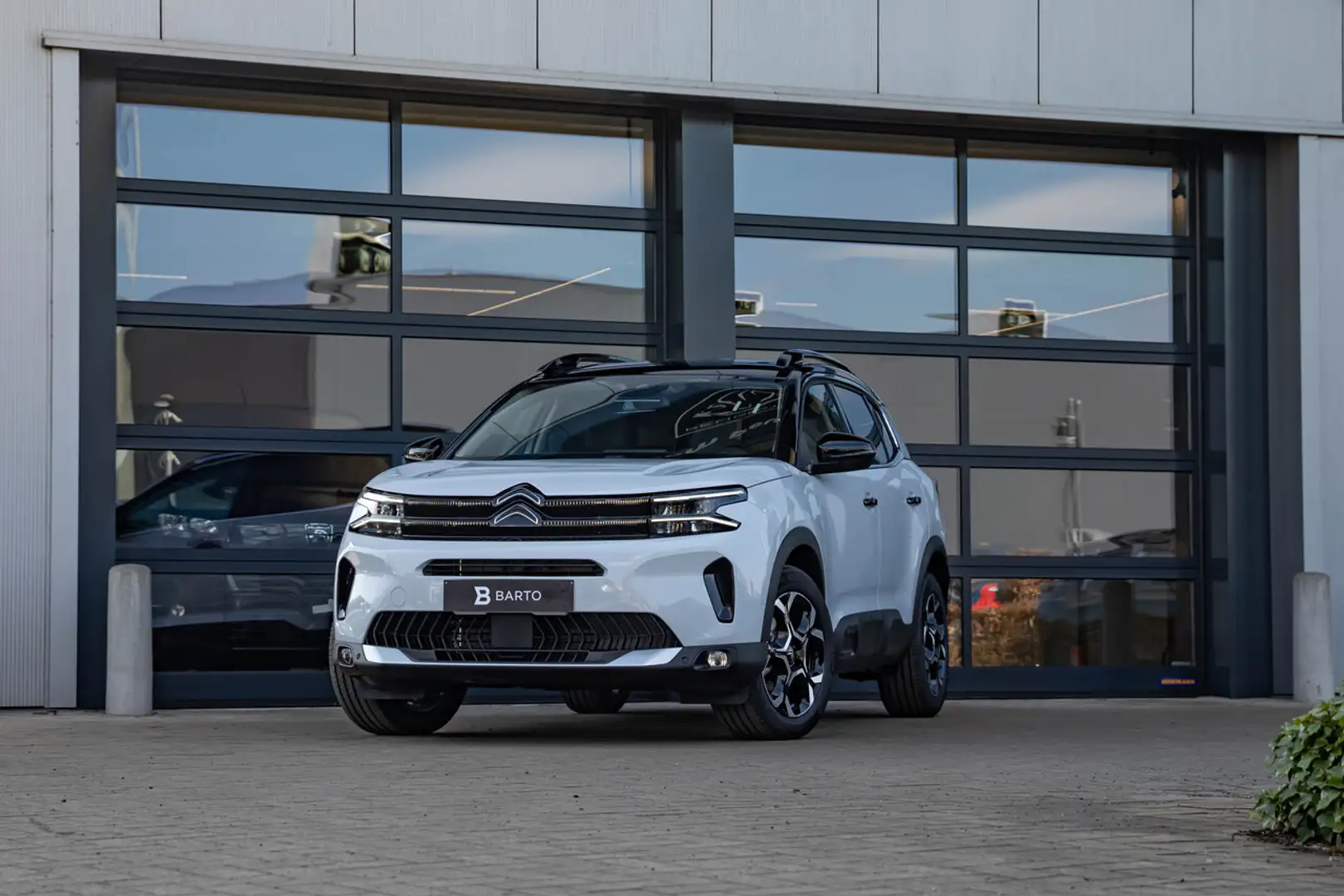 Citroen C5 Aircross MHEV - MAX - Dodehoekdetectie - Navi - Carplay ... Blanc - 1