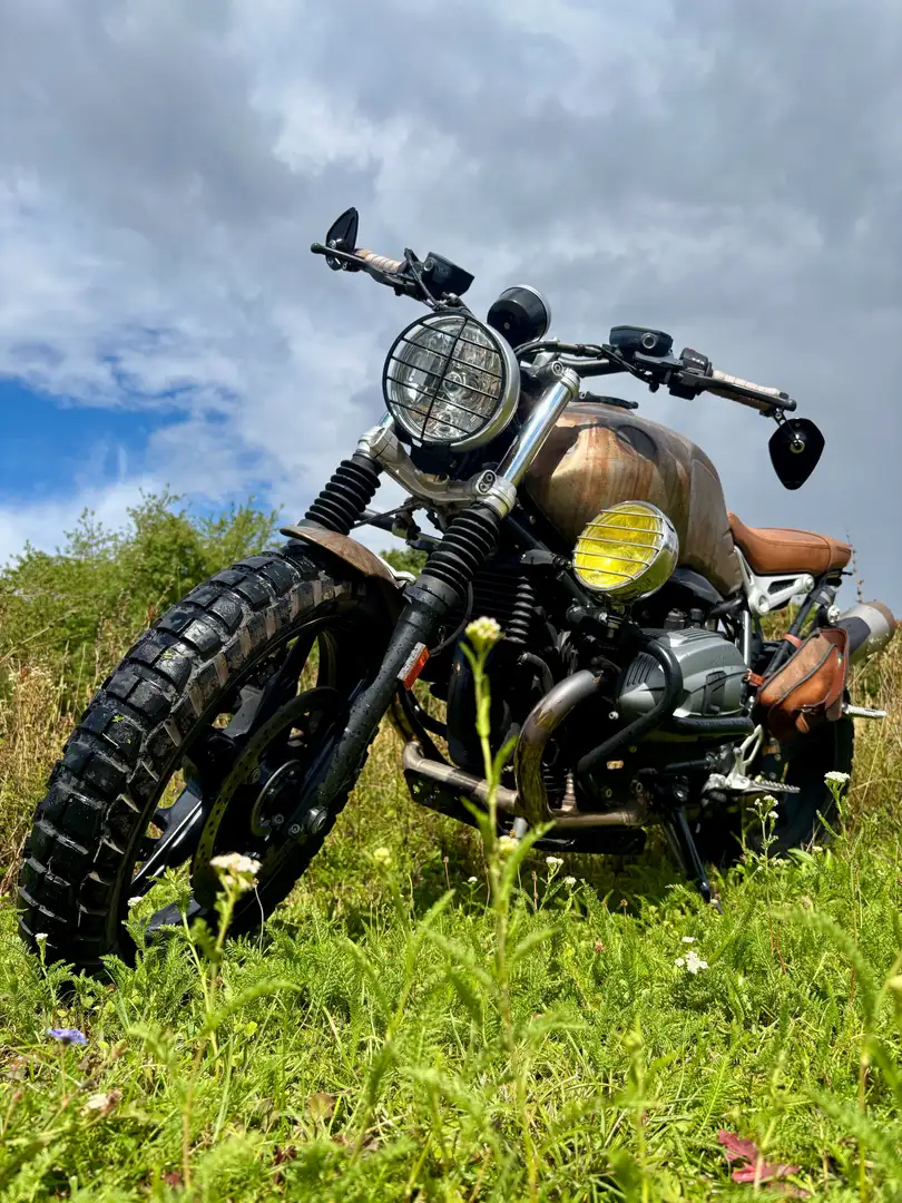 BMW R 12 nineT Scrambler Bronz - 1