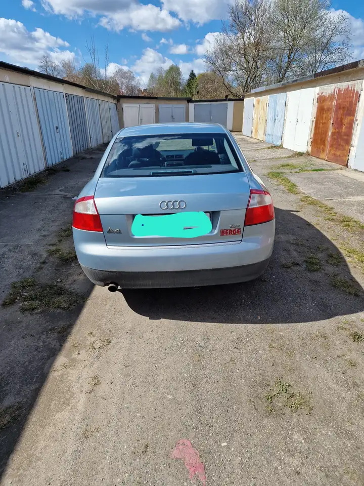 Audi A4 2.0, foto 2