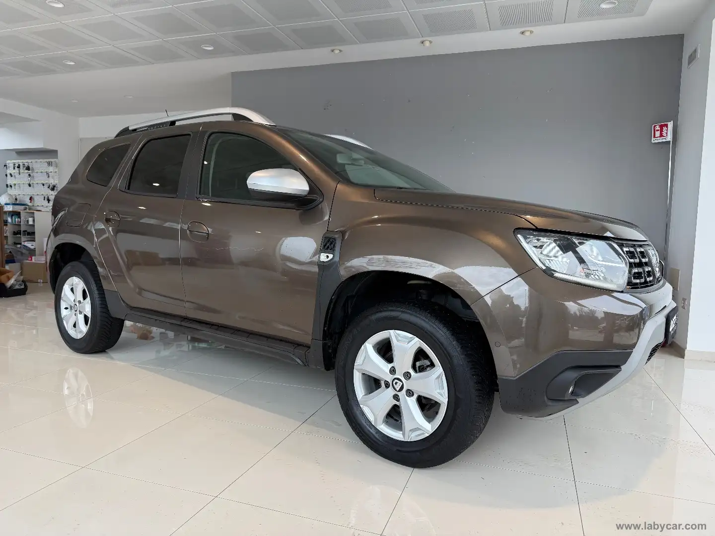Dacia Duster 1.6 SCe GPL 4x2 Prestige Bronze - 2