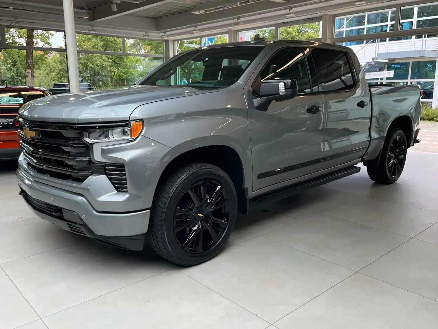 Chevrolet Silverado 6.2 V8 High Country Black Package Grigio - 1