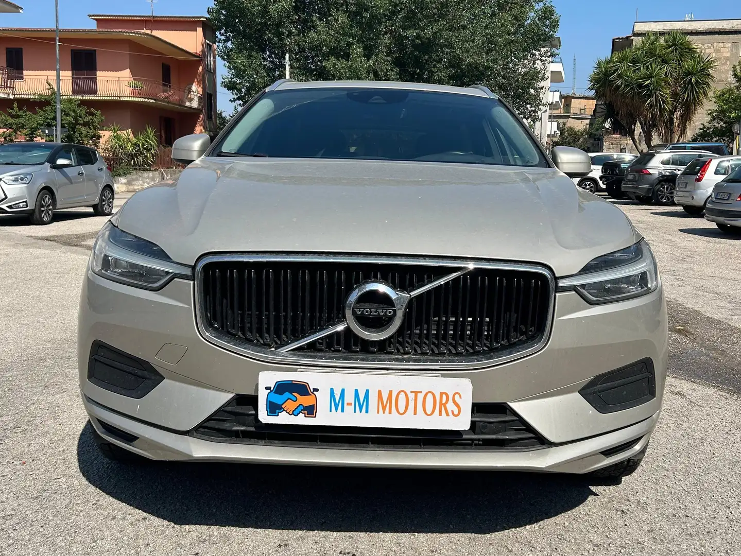 Volvo XC60 XC60 2.0 d4 Inscription Beige - 1