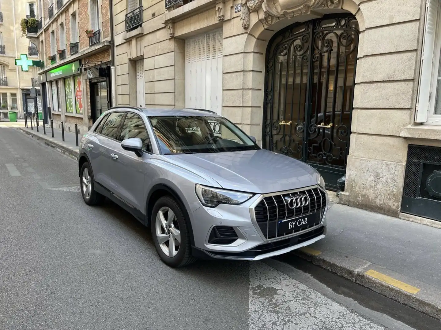 Audi Q3 II 35 TFSI 150 S TRONIC 7 Argent - 1