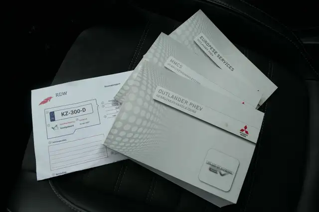 Mitsubishi Outlander view 6