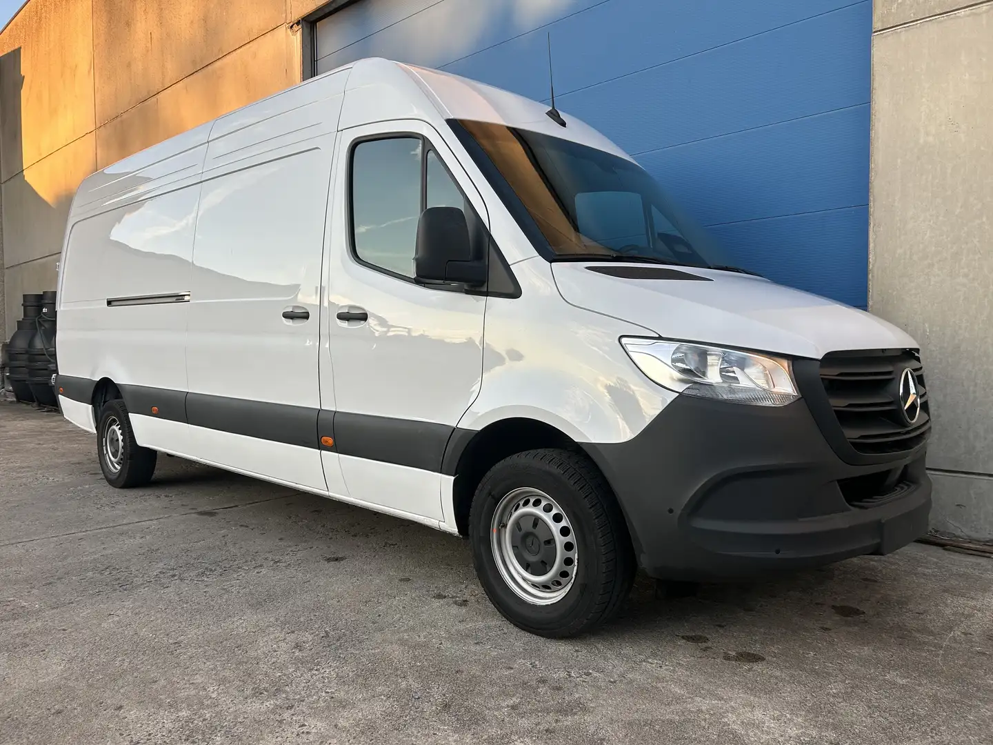 Mercedes-Benz Sprinter 317 L3H2 (32.223 euro excl ) Automaat - Facelift Blanc - 1