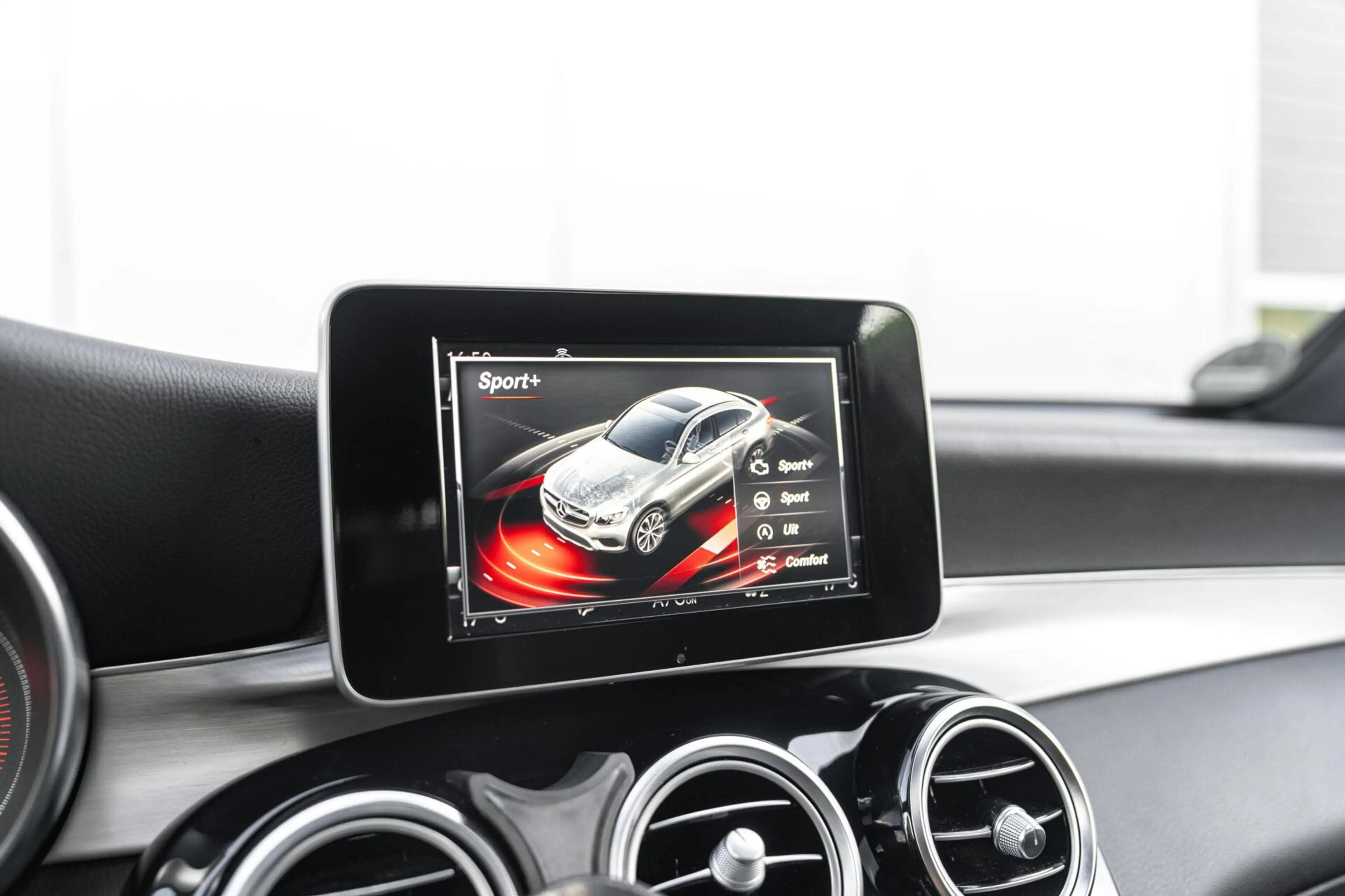 Mercedes-Benz GLC 250 Coupé 4MATIC AMG |Pano|ACC|Camera|LED — photo 48