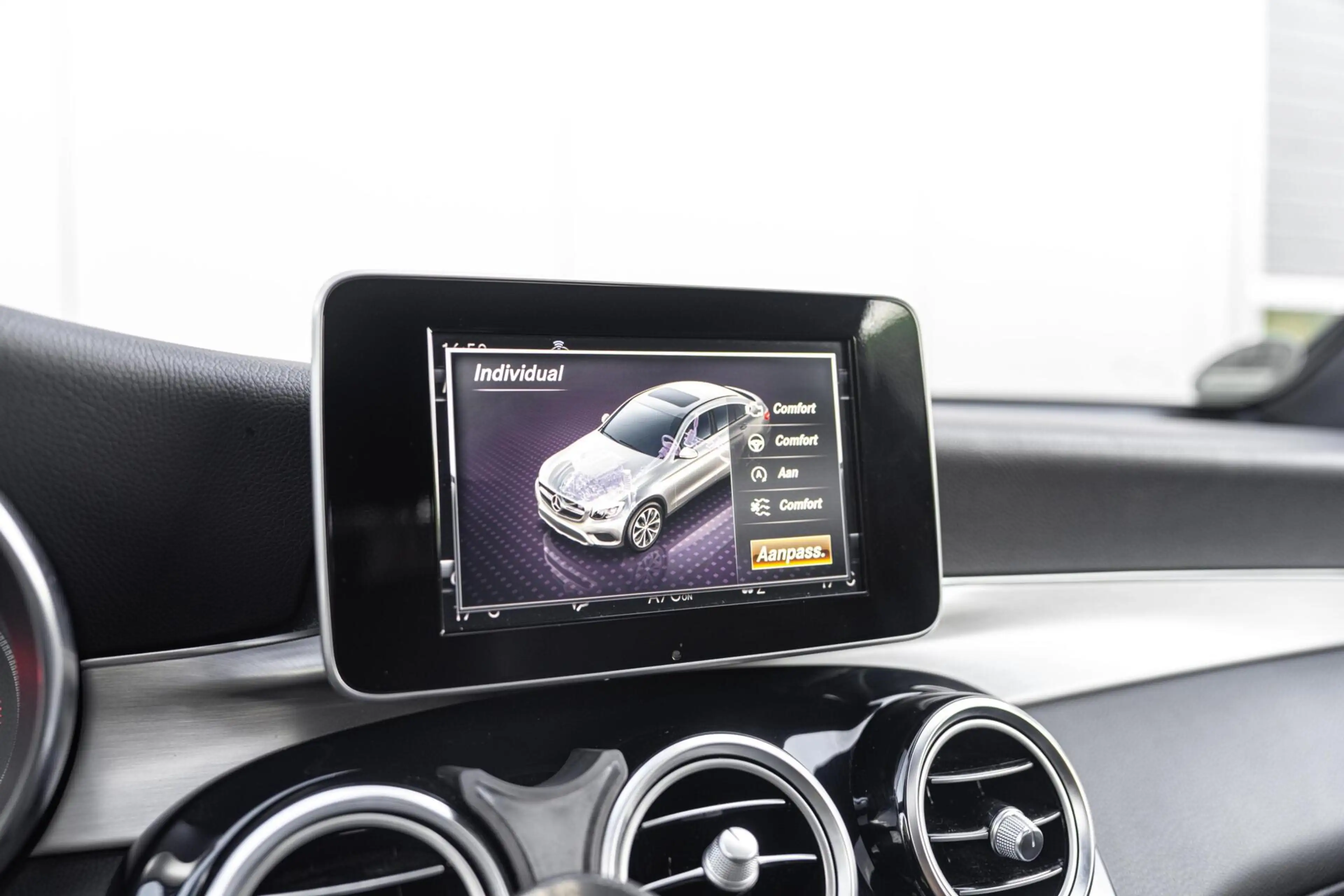 Mercedes-Benz GLC 250 Coupé 4MATIC AMG |Pano|ACC|Camera|LED — photo 49