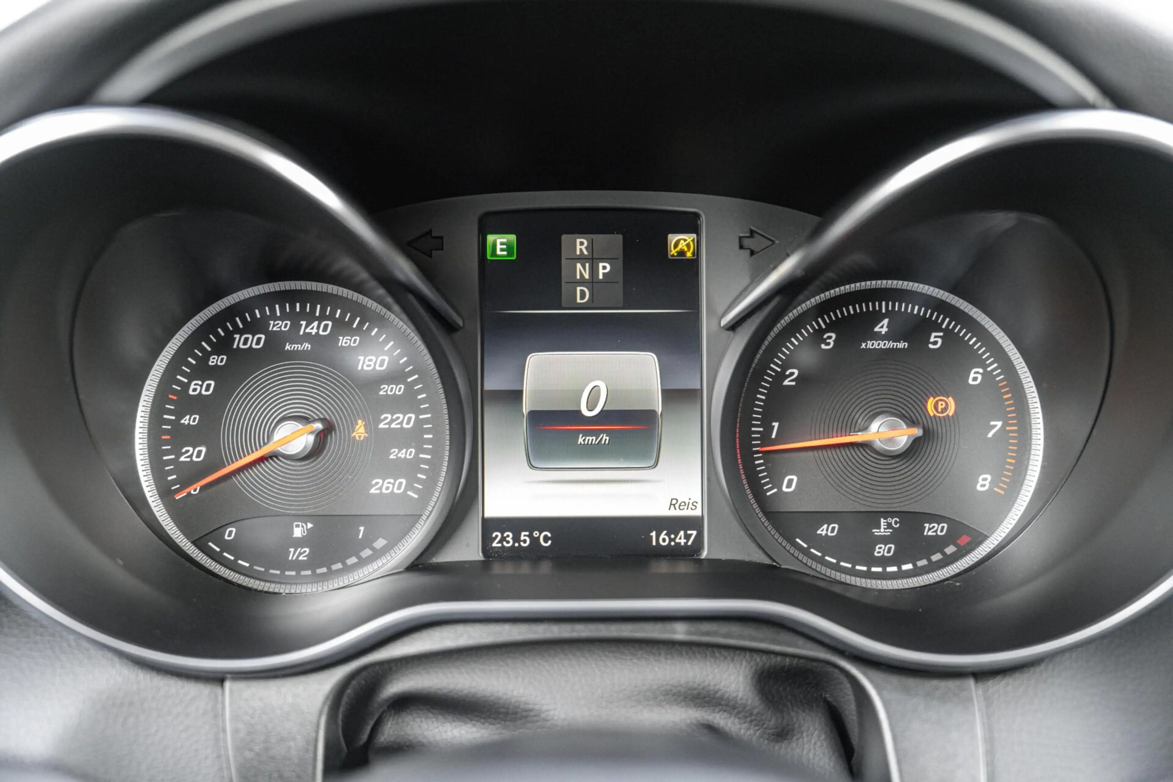 Mercedes-Benz GLC 250 Coupé 4MATIC AMG |Pano|ACC|Camera|LED — photo 40