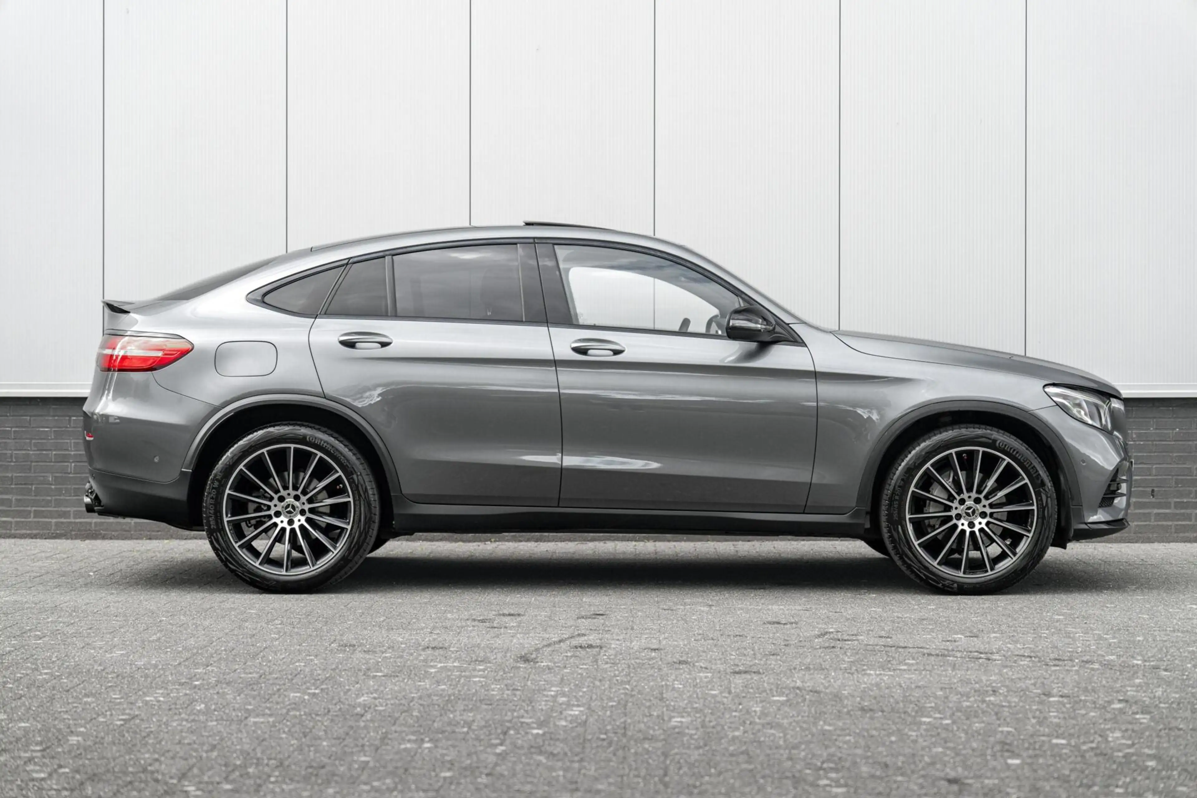 Mercedes-Benz GLC 250 Coupé 4MATIC AMG |Pano|ACC|Camera|LED — photo 13