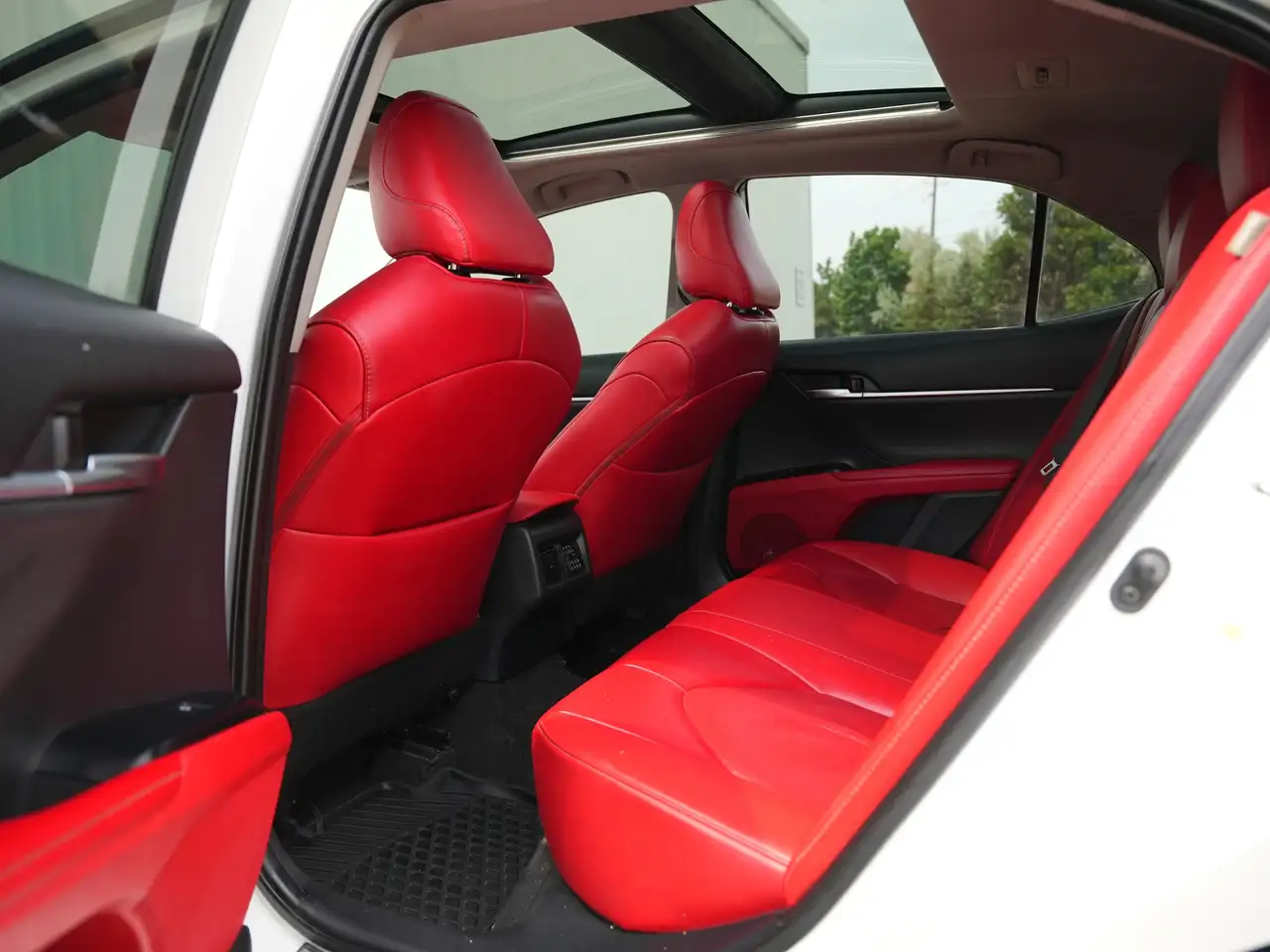 Toyota Camry снимка Toyota Camry