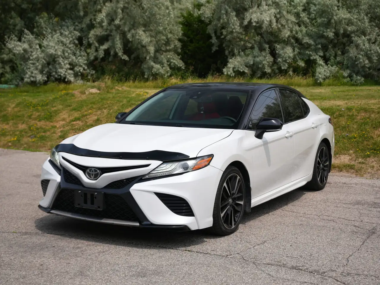 Toyota Camry снимка Toyota Camry