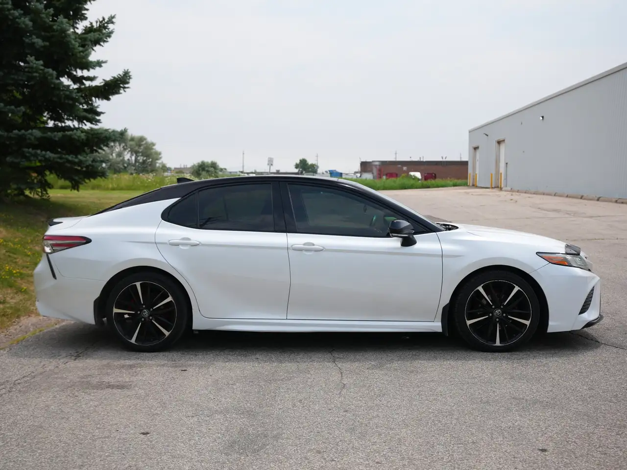 Toyota Camry снимка Toyota Camry