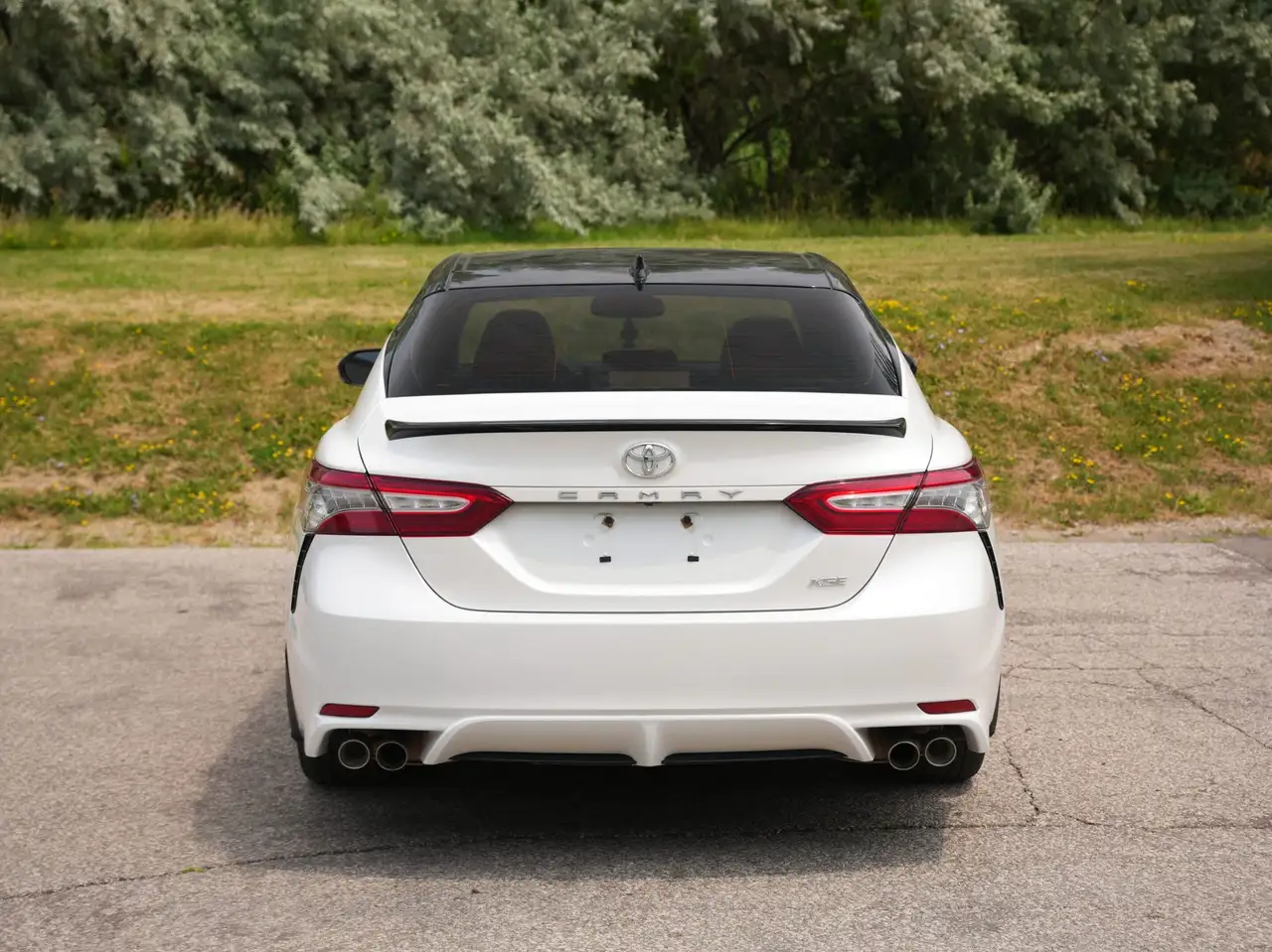 Toyota Camry снимка Toyota Camry