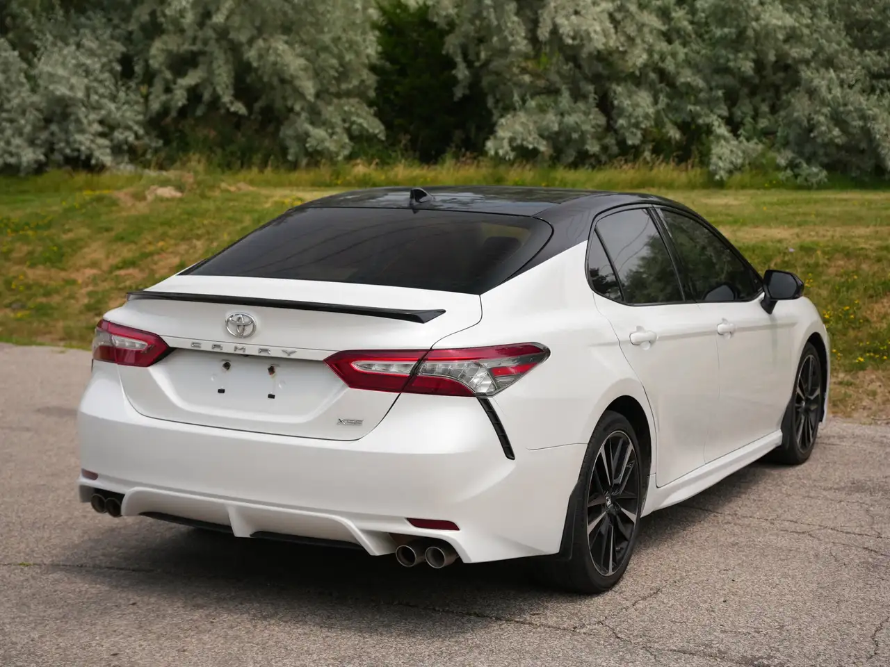 Toyota Camry снимка Toyota Camry