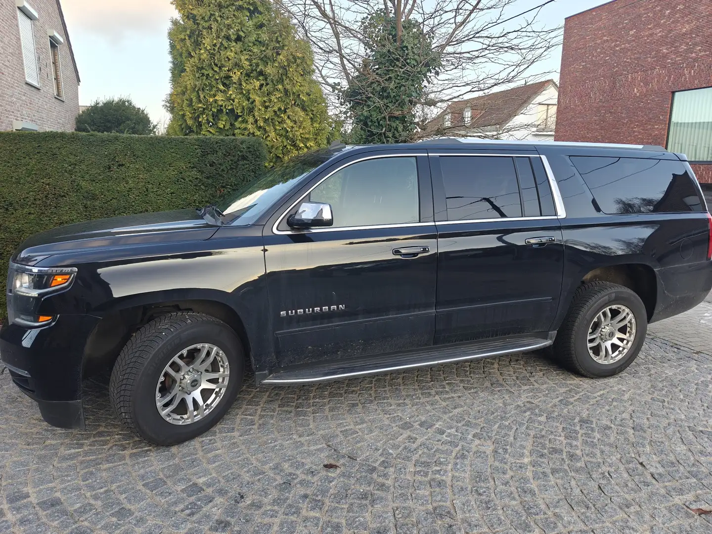 Chevrolet Suburban 4WD Premier - 1
