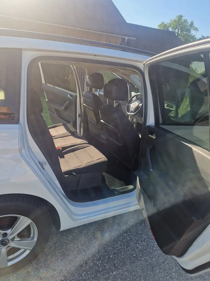 Volkswagen Touran Sky 1,6 SCR TDI DSG Weiß - 2