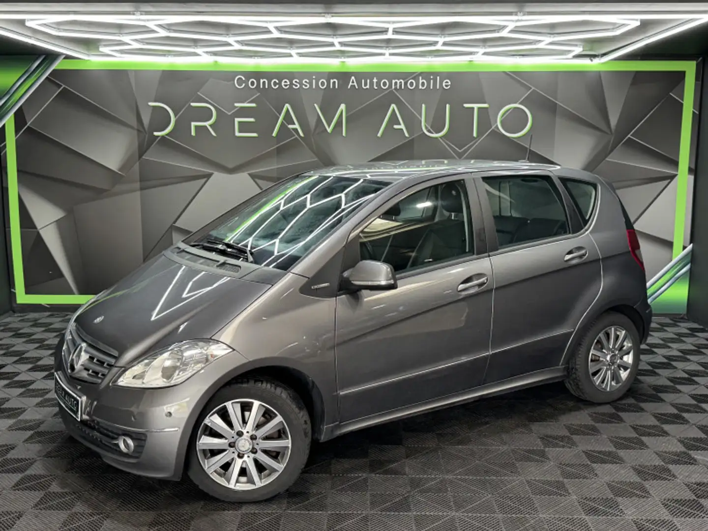 Mercedes-Benz A 180 180 CDI ELEGANCE CVT Gris - 1
