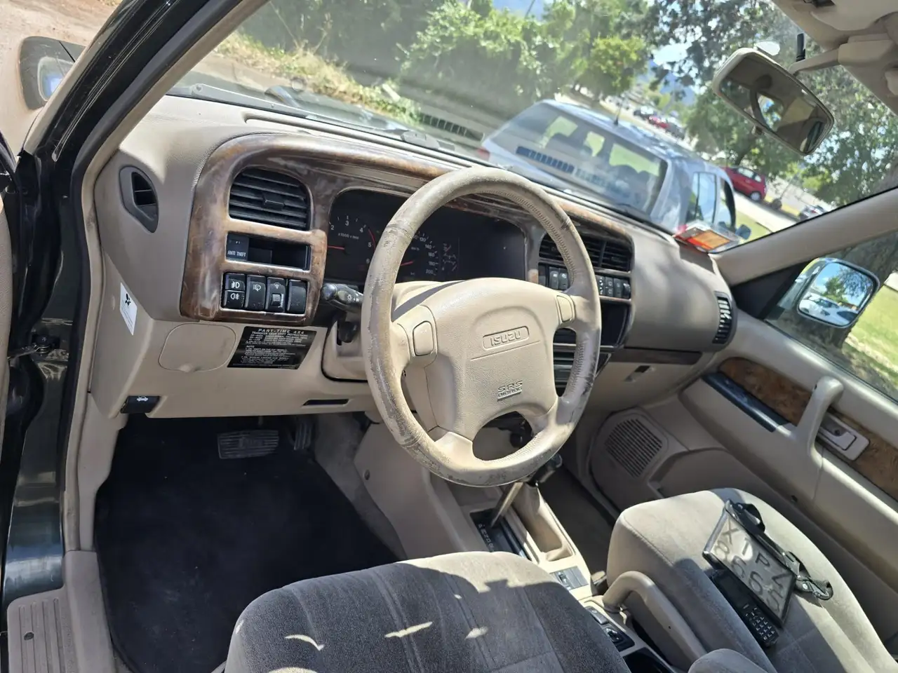 Isuzu Trooper Wagon 3.0 LS auto, foto 5