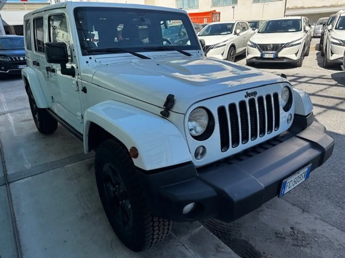 Jeep Wrangler Unlimited 2.8 crd 200CV Sahara Auto E5B Bianco - 1