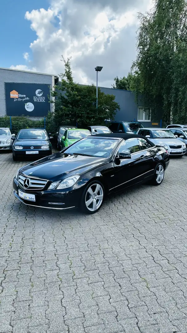 Mercedes-Benz E 200 CGI BlueEfficiency E -Klasse Cabrio Schwarz - 2