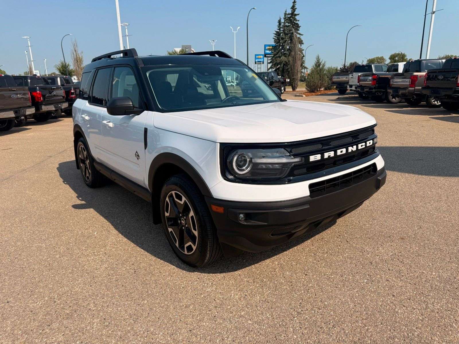 2024 Ford Bronco Sport Outer Banks — снимка 1