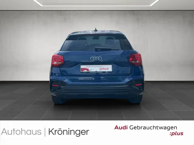 Audi Q2 view 6