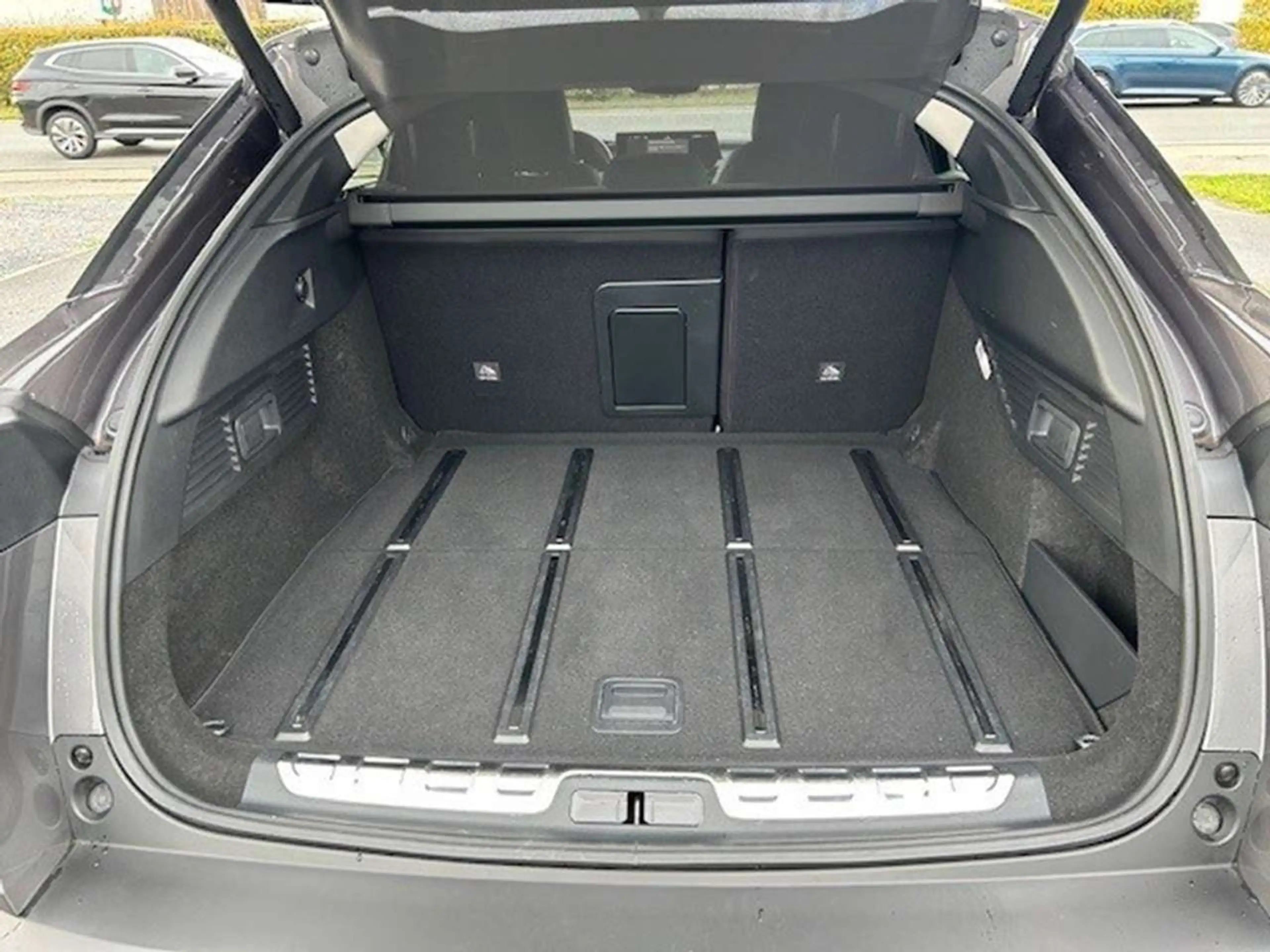 Citroen C5 X 1.6 Phev 224pk Shine Pack — photo 9