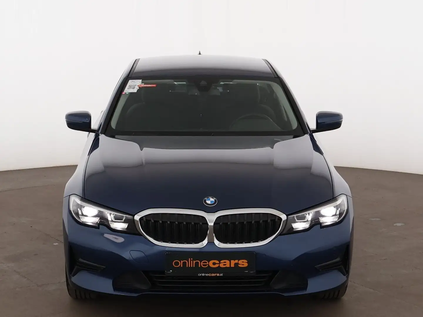 BMW 318 d Limousine Advantage Aut LED AHK LEDER NAVI Blau - 2