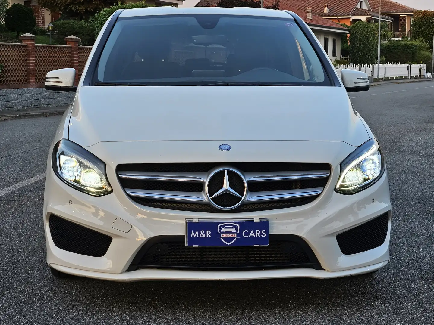 Mercedes-Benz B 200 d (cdi) Premium auto Bianco - 2
