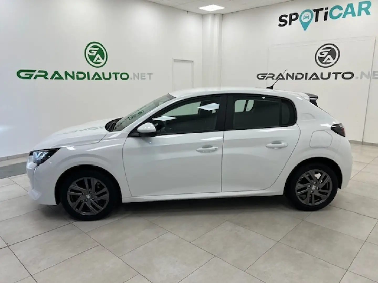 Peugeot 208 II 2019 -  1.2 puretech Active Pack s&s 75cv Bianco - 2