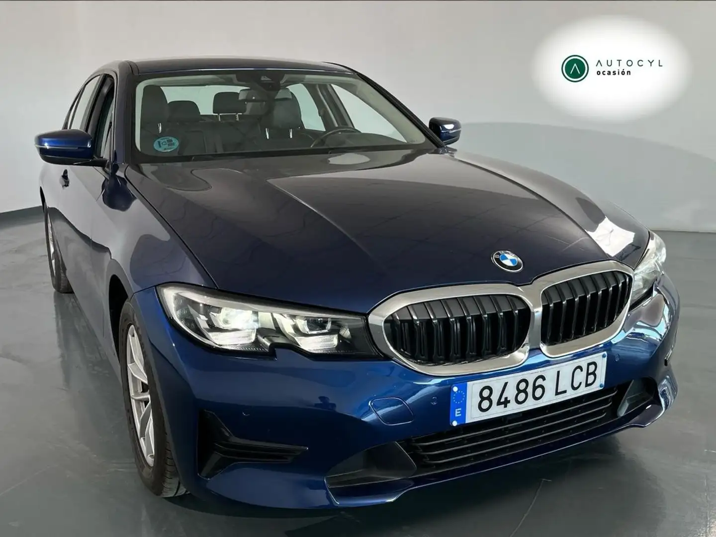 BMW 320 320iA Schwarz - 1