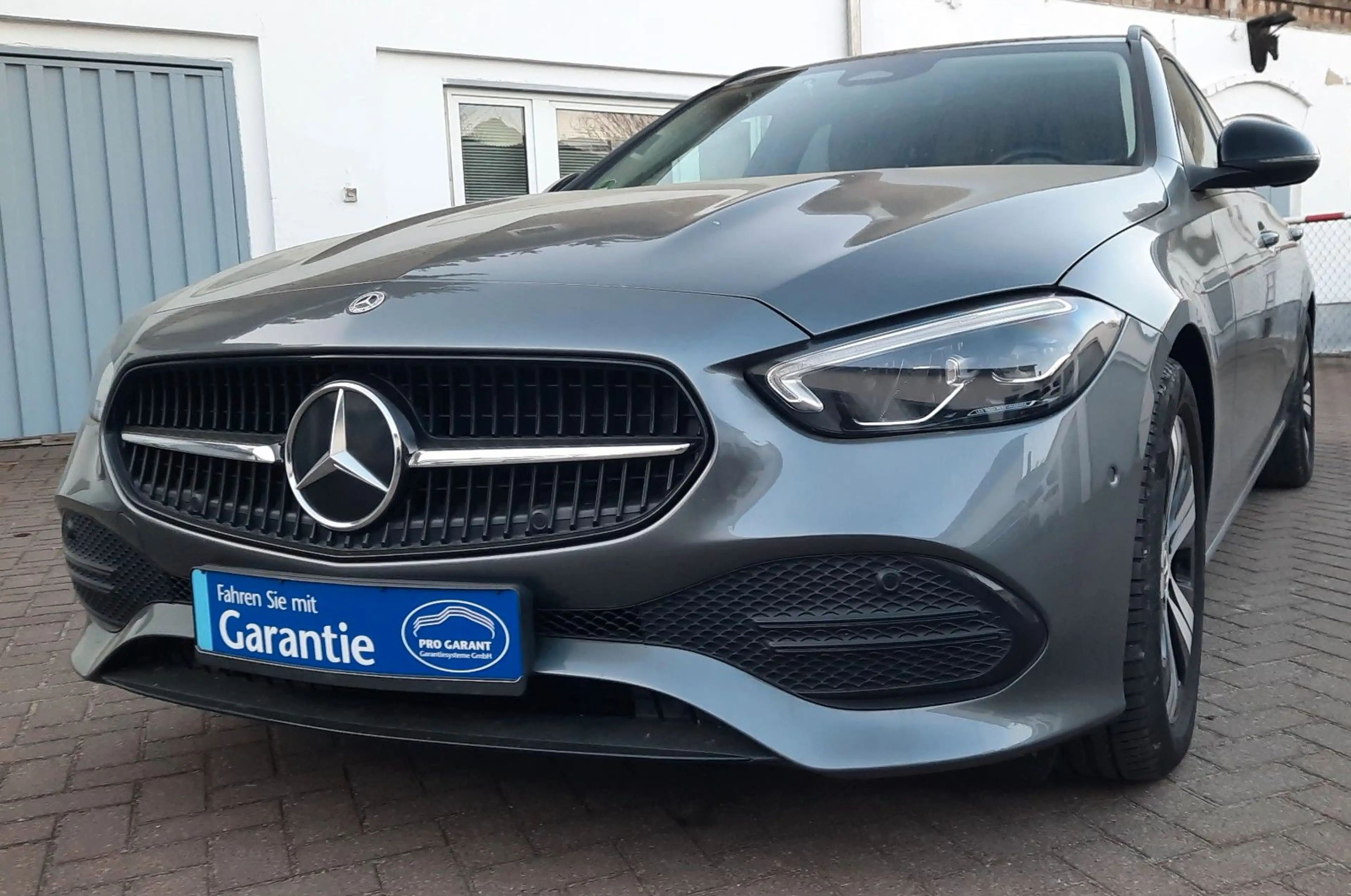 Mercedes-Benz C 200 T d / 9G Tronic/MBUX Navi/1 Hand/Kamera — photo 7
