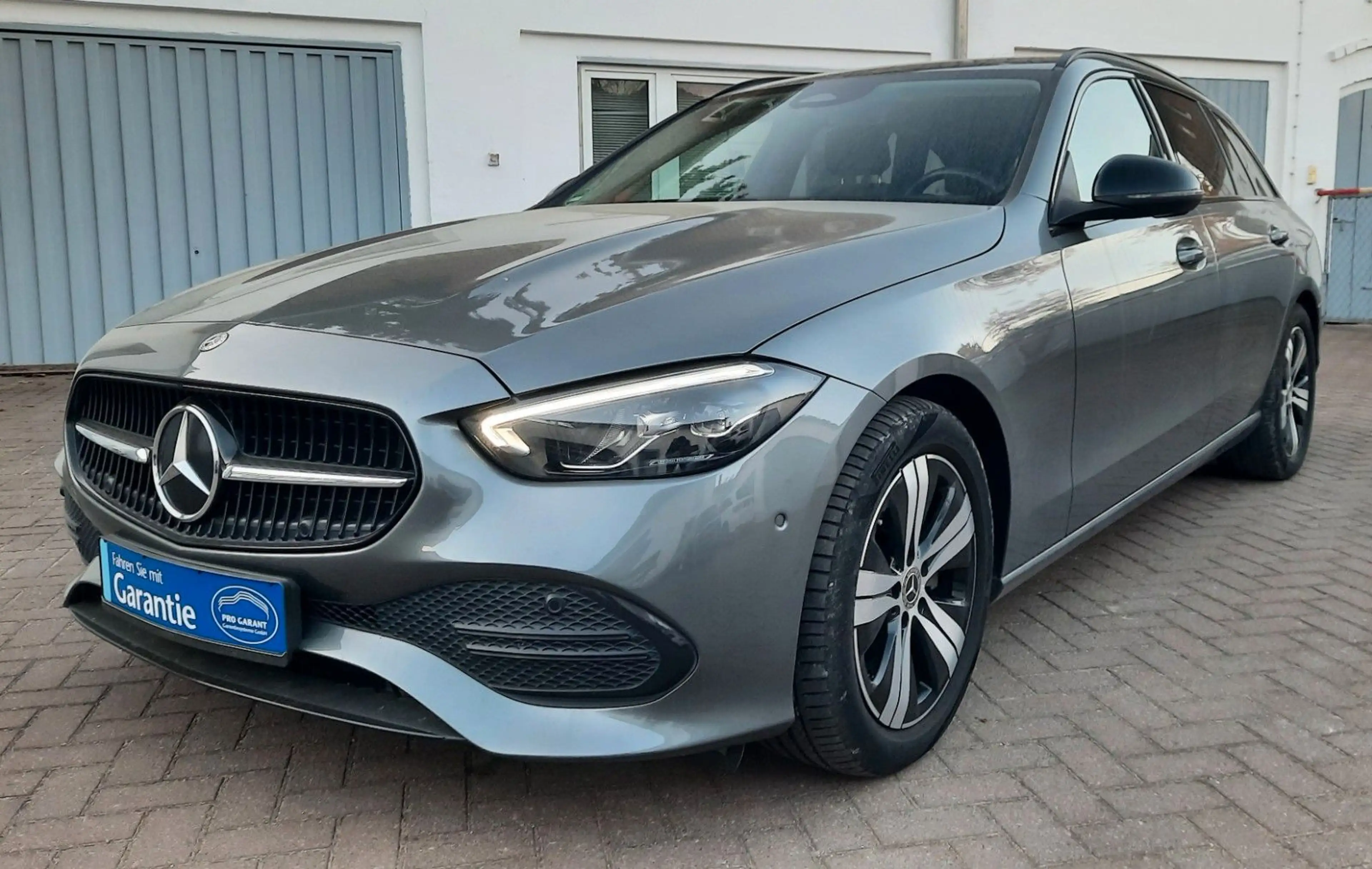 Mercedes-Benz C 200 T d / 9G Tronic/MBUX Navi/1 Hand/Kamera