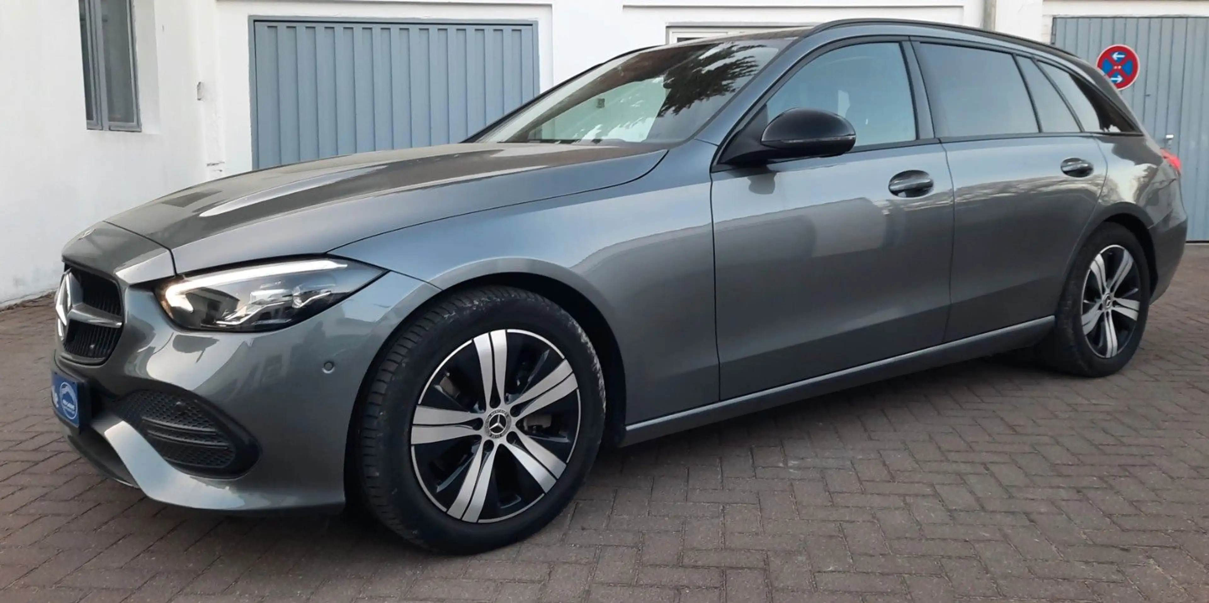 Mercedes-Benz C 200 T d / 9G Tronic/MBUX Navi/1 Hand/Kamera — photo 3