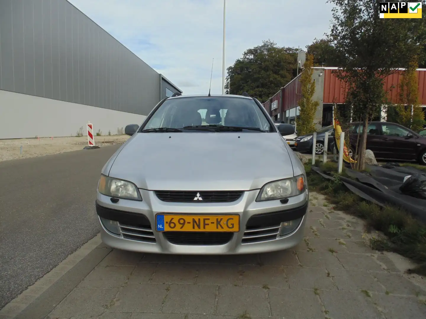 Mitsubishi Space Star 1.3 Family MET AIRCO KM 55000 NAP Gris - 1