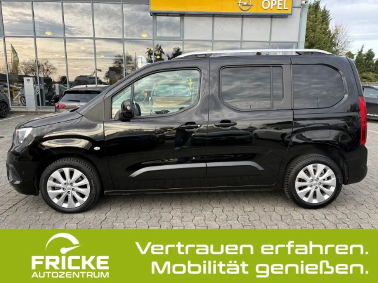 Opel Combo Life 1.2 Automatik INNOVATION+Navi+Kamera+Panorama+Head Noir - 2