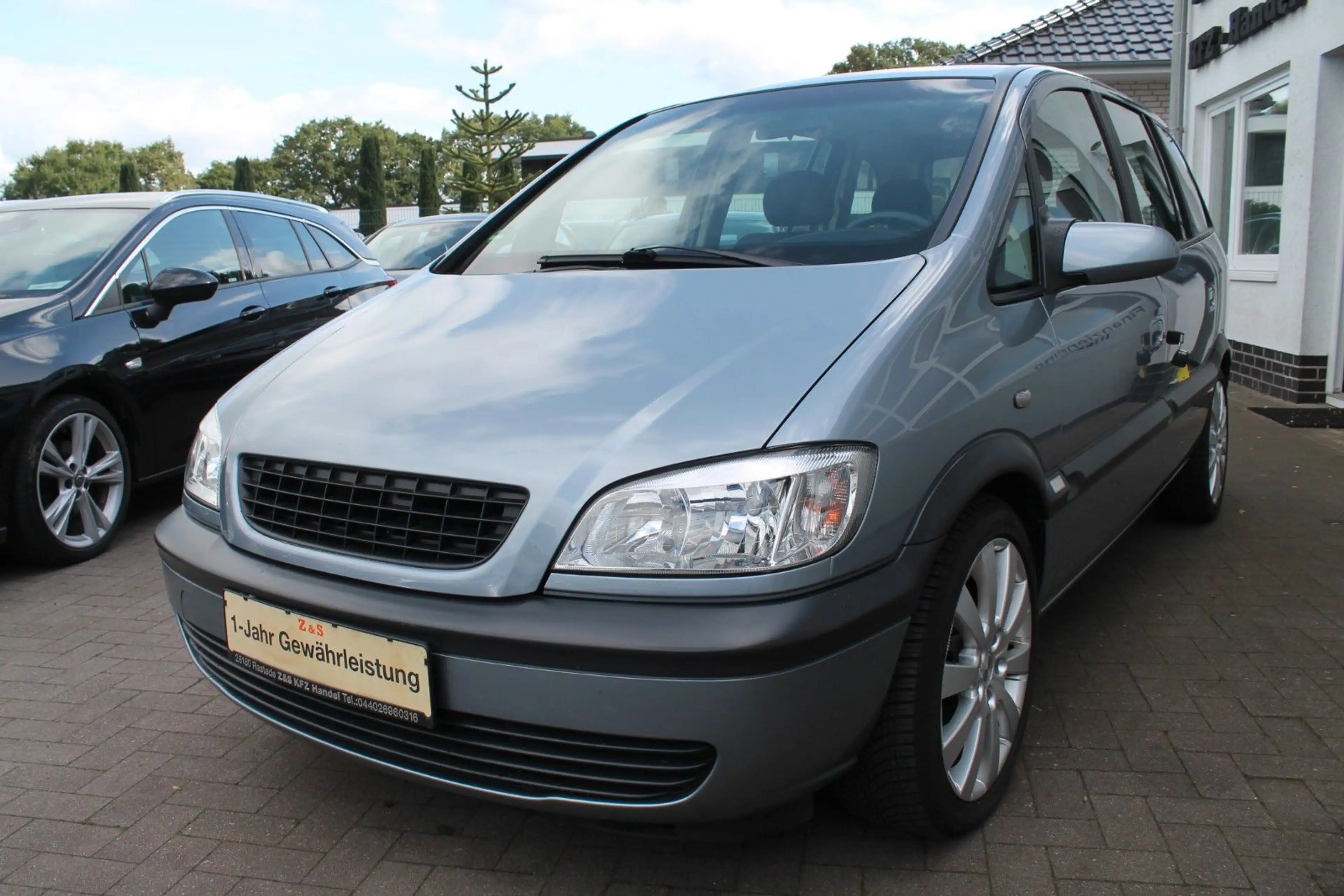 Opel Zafira 1.8 Njoy *TÜV-NEU* — photo 2