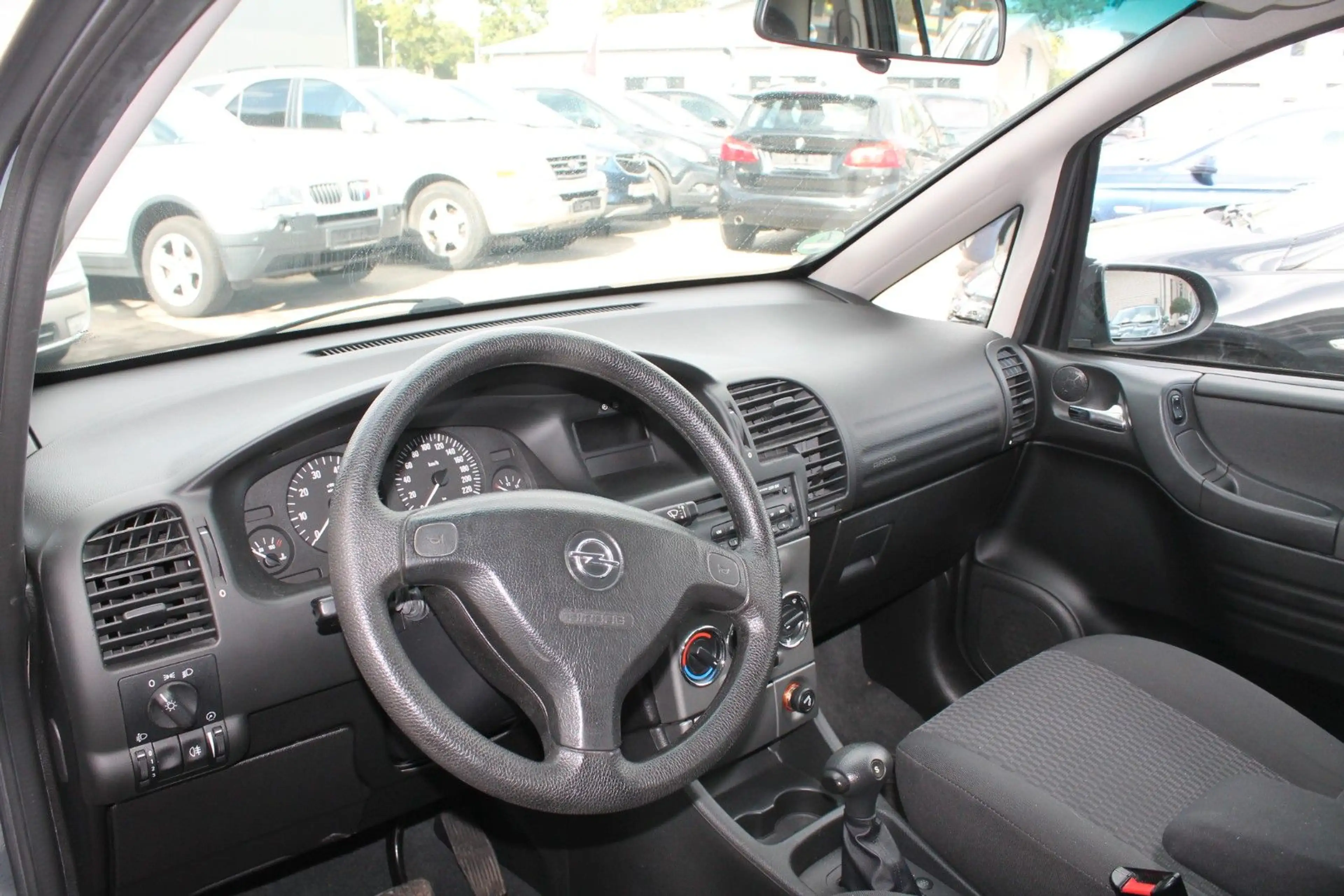 Opel Zafira 1.8 Njoy *TÜV-NEU* — photo 11