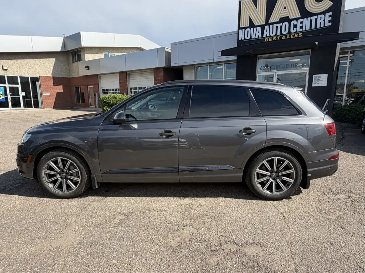 Audi Q7 photo Audi Q7