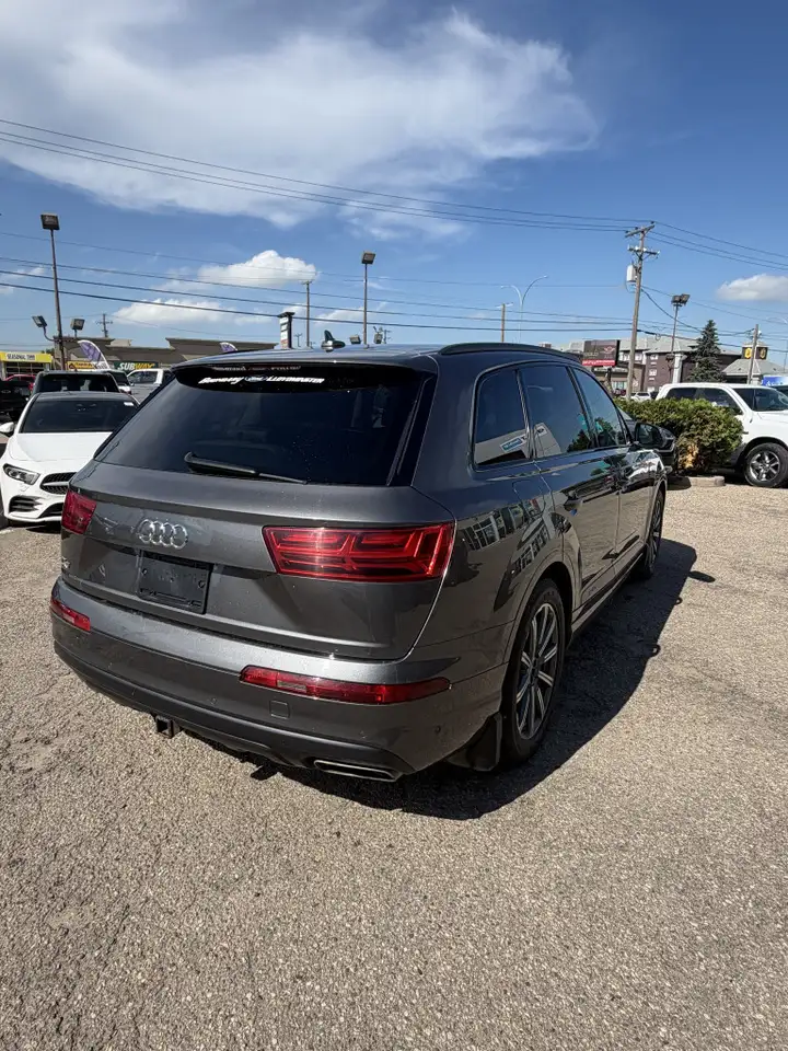Audi Q7 photo Audi Q7