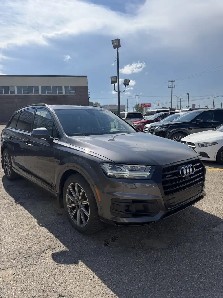 Audi Q7 photo Audi Q7
