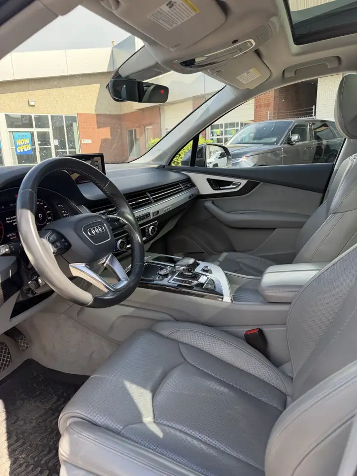 Audi Q7 photo Audi Q7