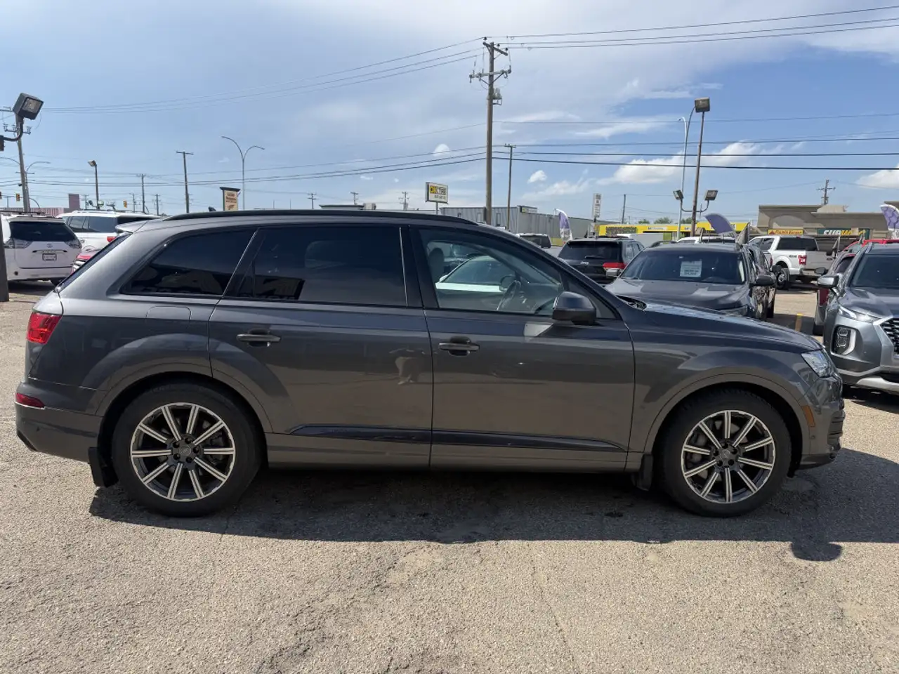 Audi Q7 photo Audi Q7