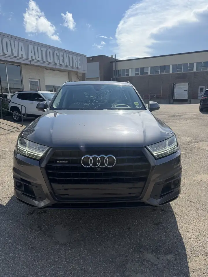 Audi Q7 photo Audi Q7