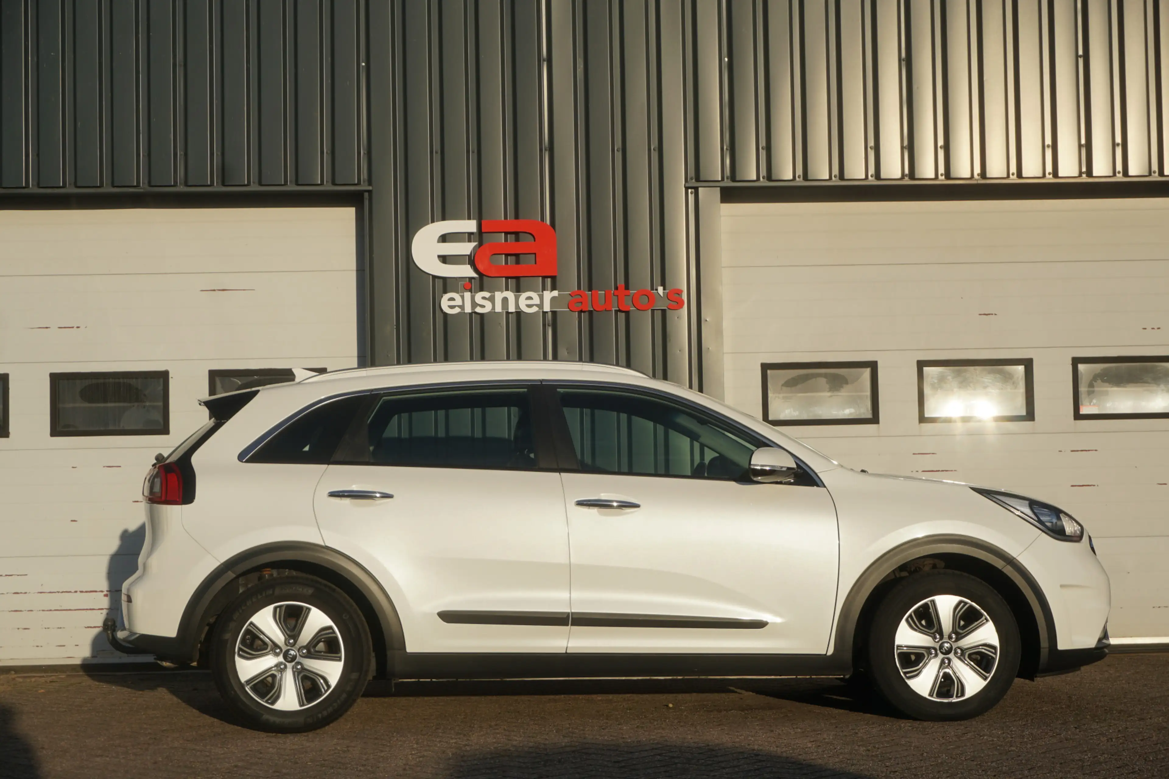 Kia Niro 1.6 GDi Hybrid DynamicLine | CAMERA | TREKHAAK | W — photo 3